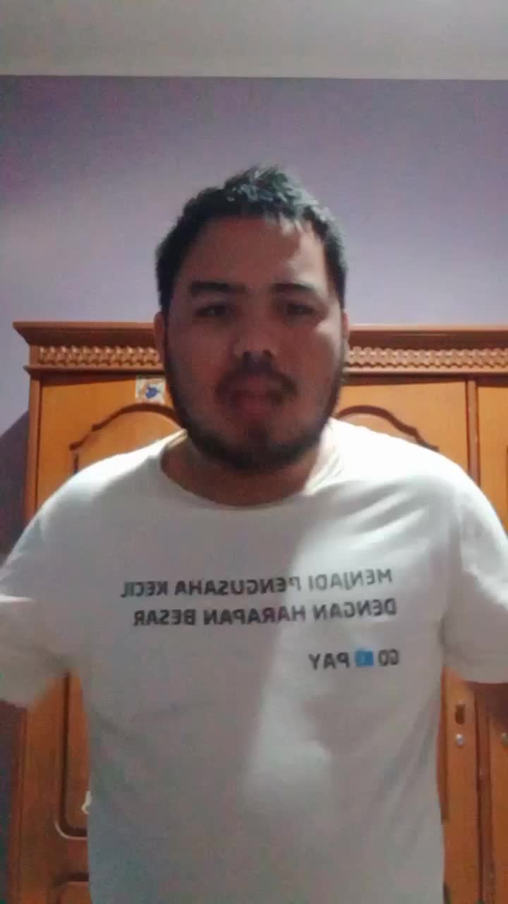yuk buat semua sahabat netizen yang terhormat jangan lupa vote sebanyak2nya smg menang kali ini amin..... 