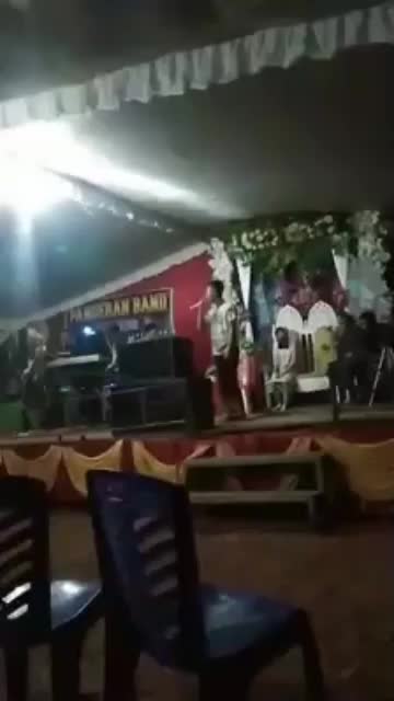 NAMA AKU RIO NARDO INI VIDIO SAYA TAMPIL DI ACARA PERNIKAHAN TEMAN SAYA 
