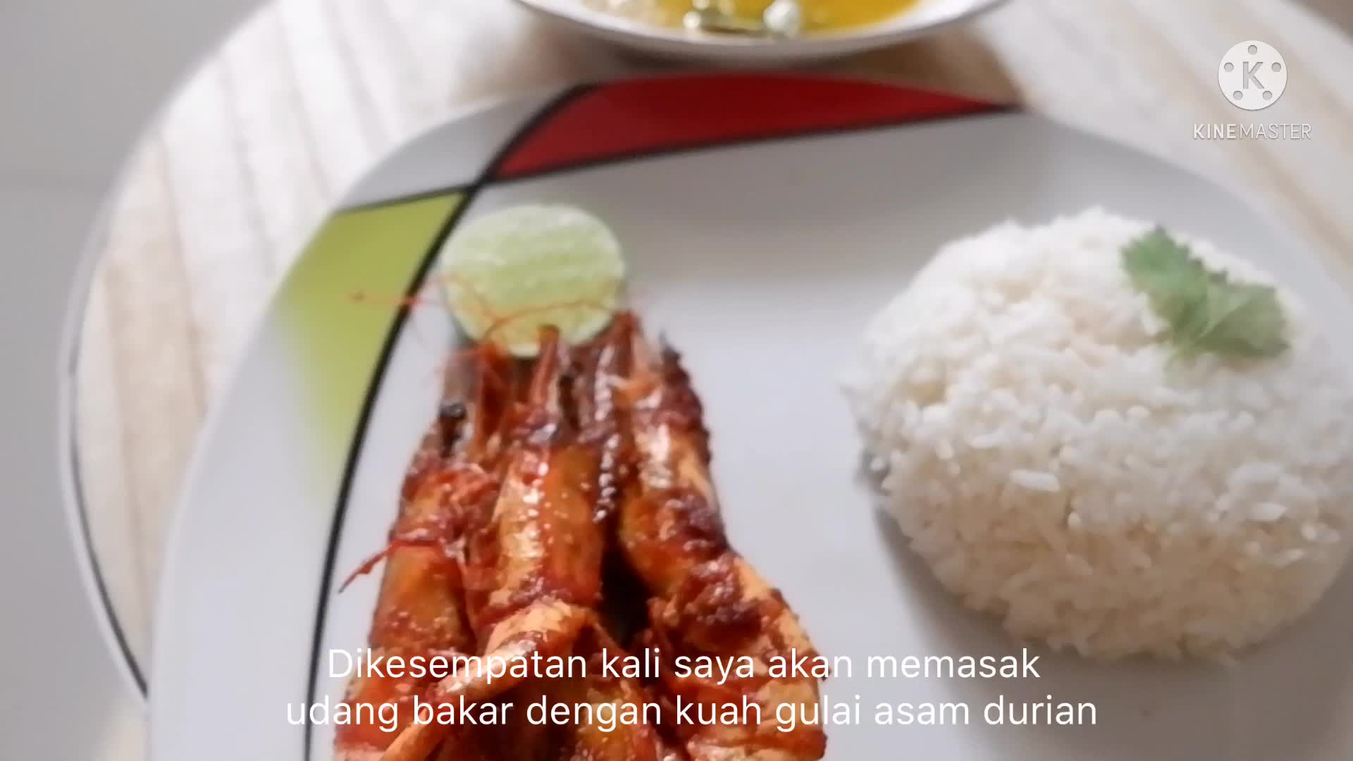 Udang Bakar Dengan Kuah Gulai Asam Durian
Ilham|Aceh|20Thn
#onlineauditionmci9