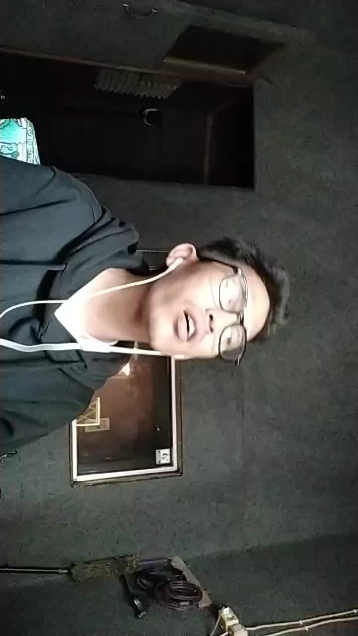 separuh aku Noah ( cover Yudi Suharyono ) vote ya #showmeyourvoice2