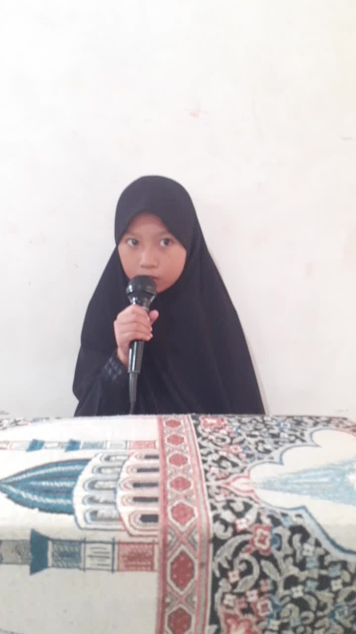 Assalamualaikum temen temen. .. namaku Raesya Anindya Kurnia Asal Lampung. .. doain aku yaa semoga lulus ... 