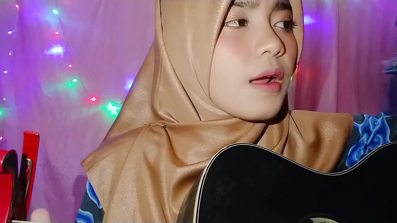ASTRI ERVINDHA_17(TAHUN)_CIREBON_INSYA ALLAof