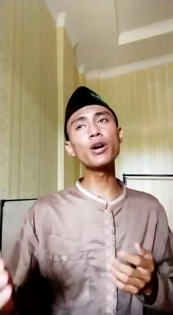 Bismillah perkenalkan Nama : satria januar asmara _22 tahun_karawang_judul lagu kullul qulub 🙏🏽😇
#voiceoframadangtv