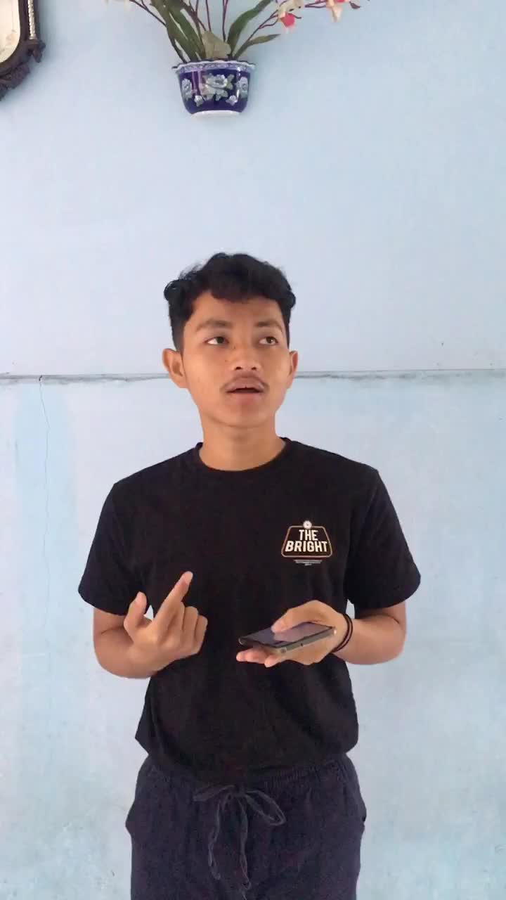 perlahan ( guyon waton) #ONLINEAUDITIONSRISINGSTARINDONESIADANGDUT