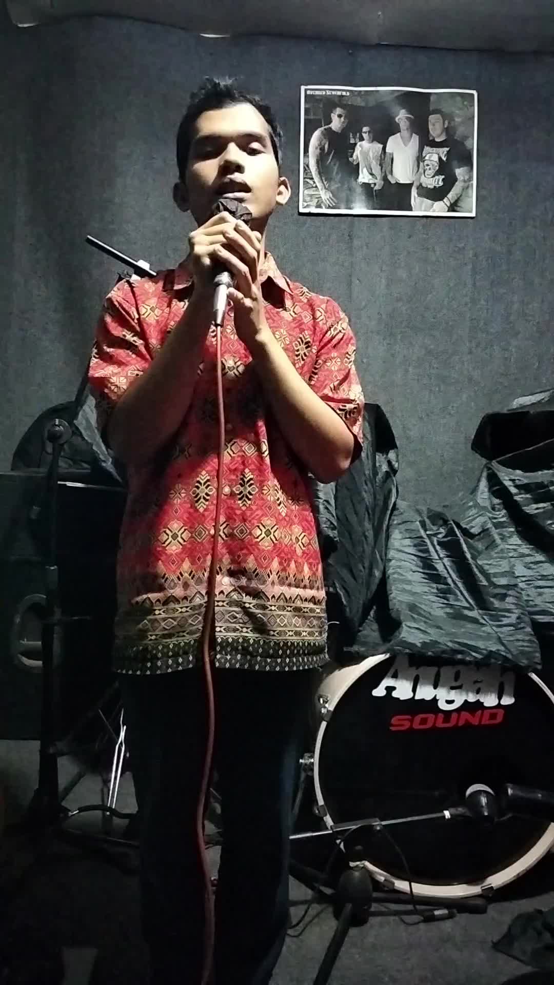 Nike Ardilla - Bayang - Bayang Hitam ( Cover ) Akbar Limbong