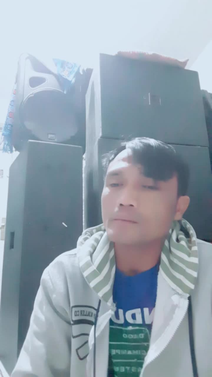 nama sy wildan M asal cilacap jateng.. vocal sy sendiri.. mohon maaf jika bnyk kekurangan.