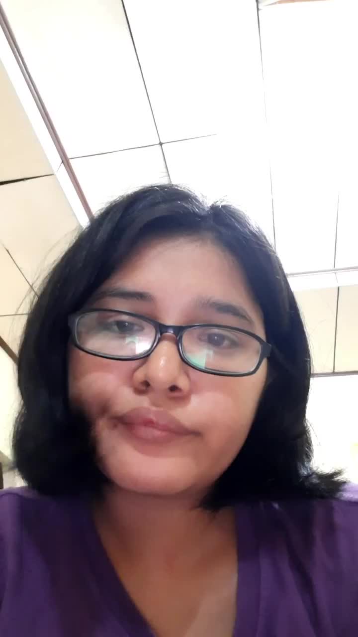 ketika udah males dengerin dia ngomong