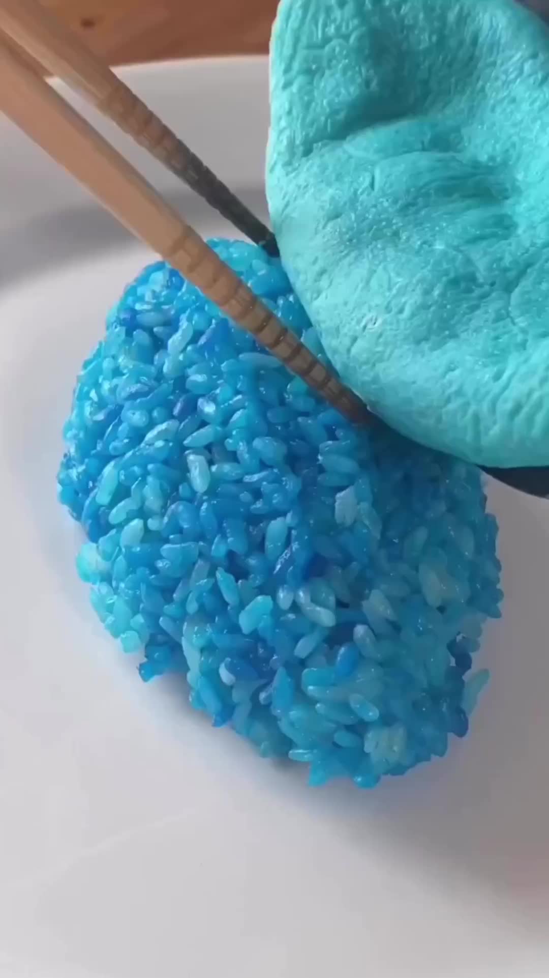 Menarik Banget Warna Blue Omuricenya
