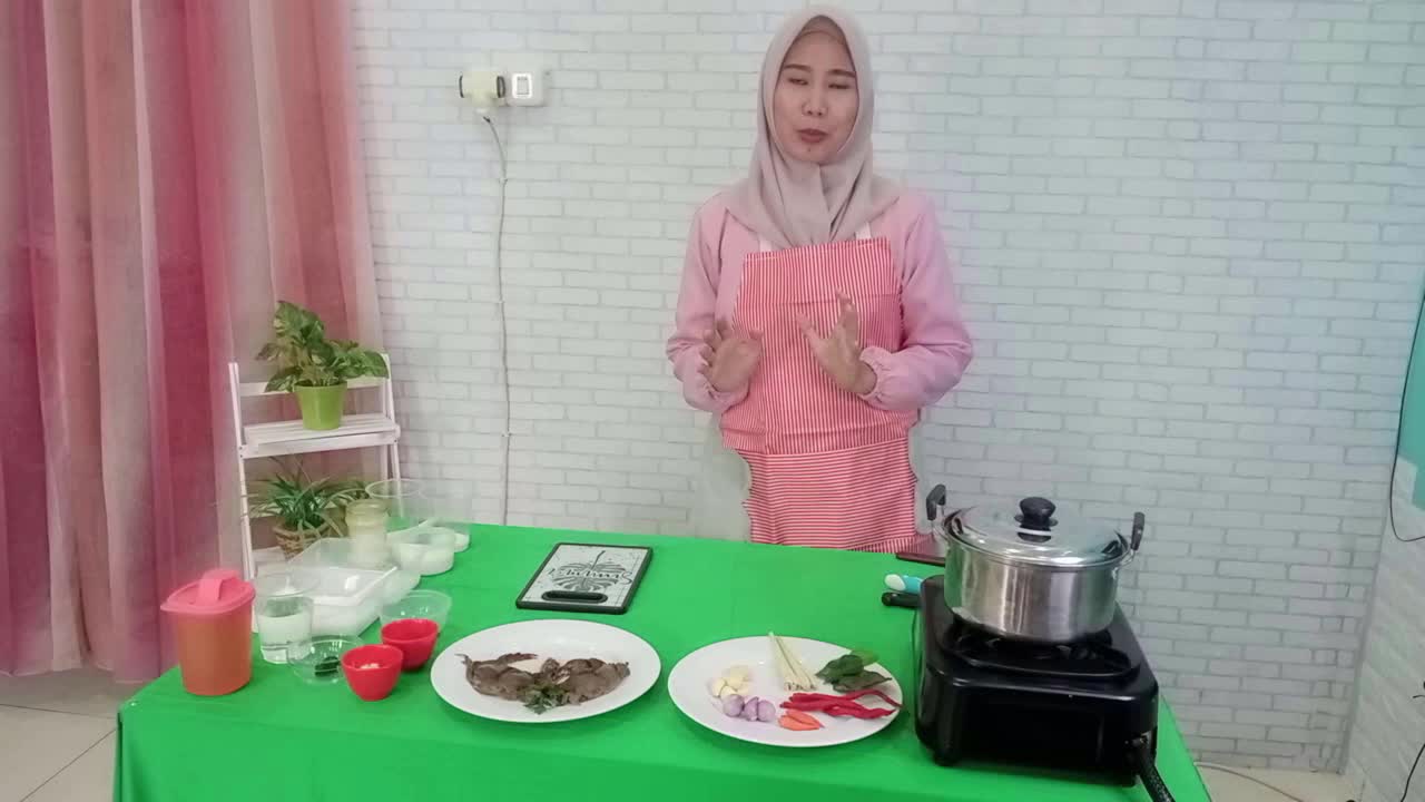 Pilca Nita 35 thn,Tarakan kalimantan utara, sweet corn and crispy soka crab with rujak seasoning #online