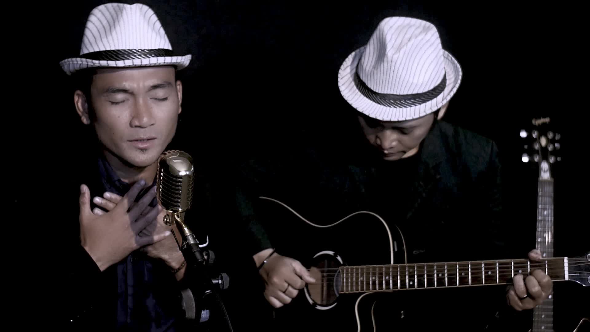 Ade Govinda Ft Fadly - Tanpa Batas Waktu 