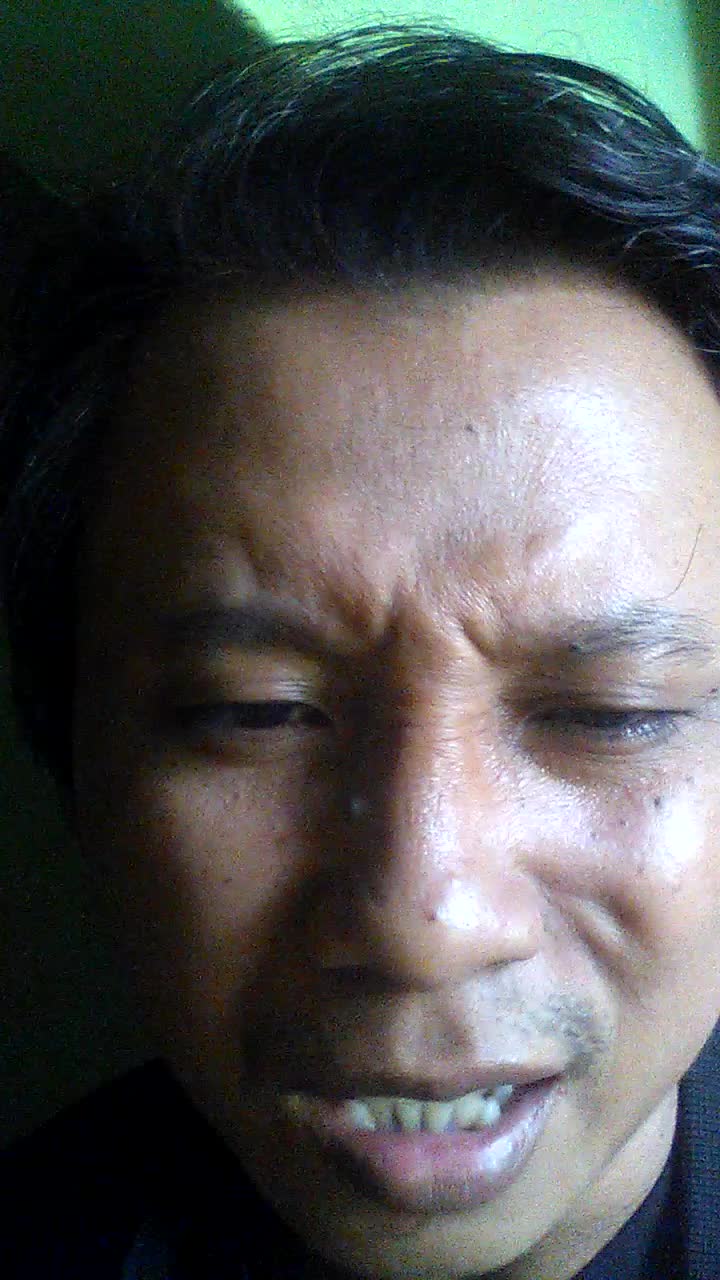 bikin lirik spontan 5 menit hehe......#showyourtalent