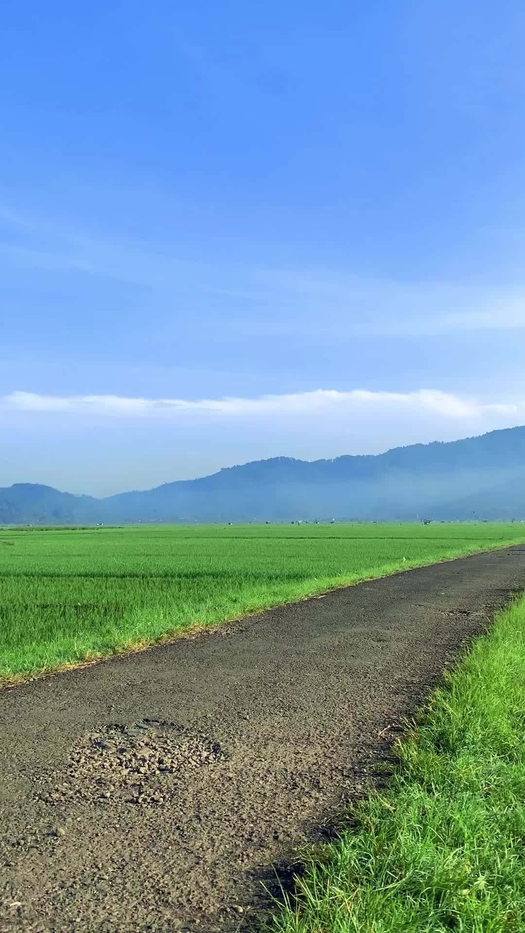 Tempat untuk berlibur low budget karena untuk kesini hanya perlu ongkos bensin 😁
