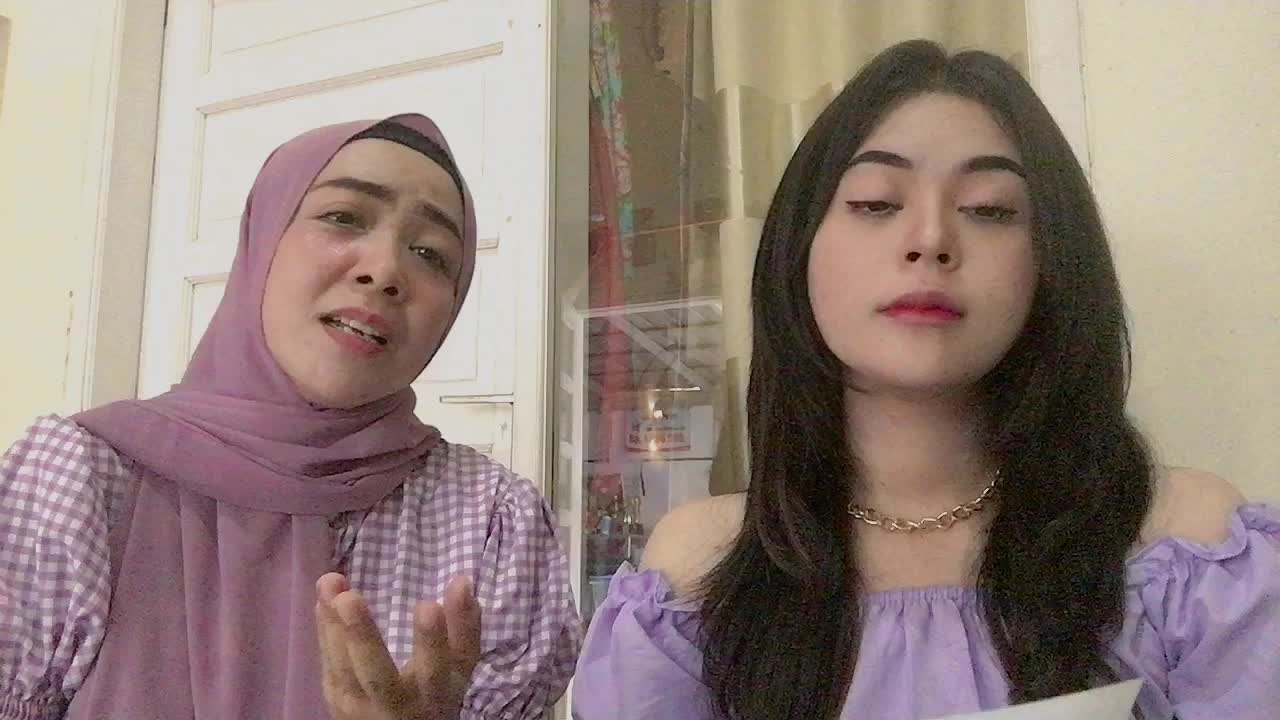 Kamu dan kenangan. Mama Ira & anak: ferlita reno ningtias #Singlikemamagtv Bismillahh...🙏🏻