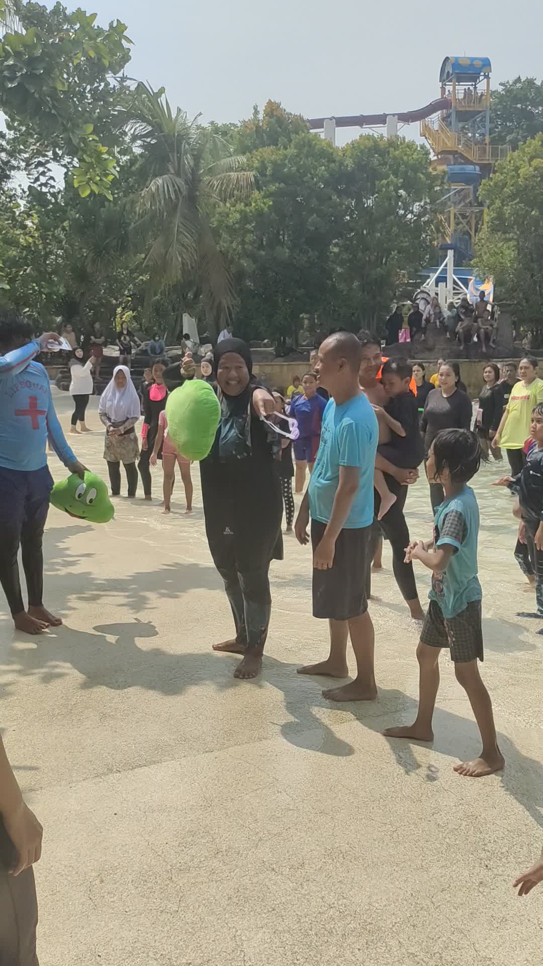 Sisa Liburan SekoLah (Dapet hadiah di atLantis) di buang sayang toLong bantu Love vote foLow share komen thanks for watching