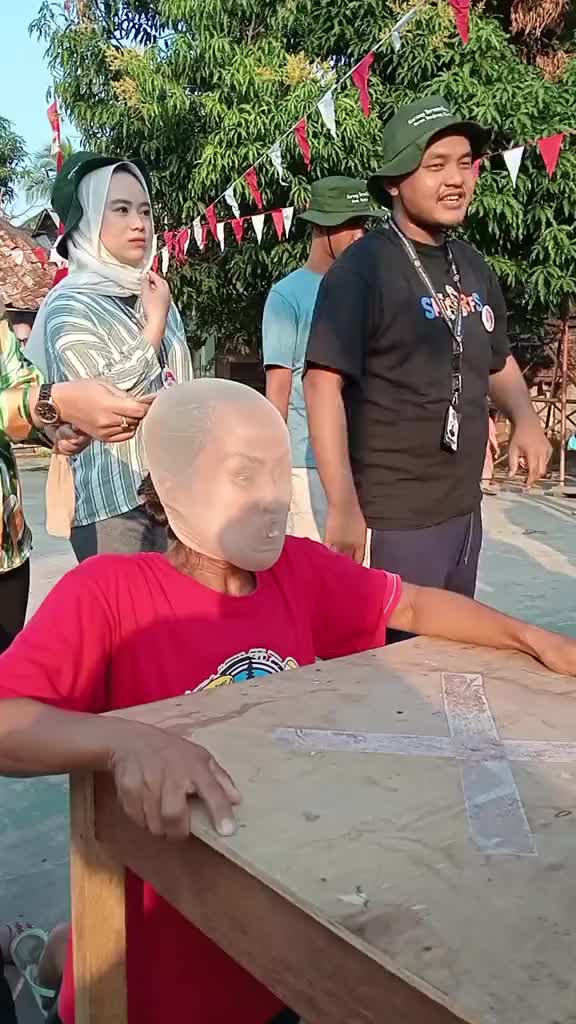 komuknya nggak kontrol banget ini #Lomba17an