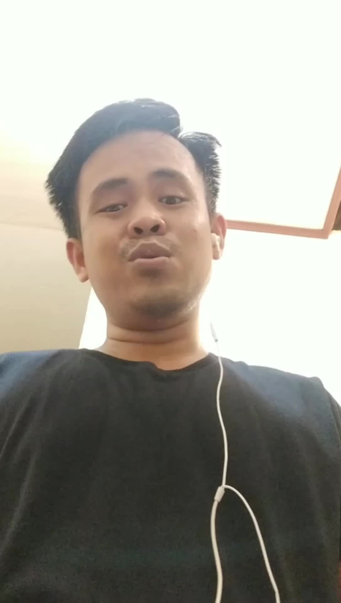 XF12021 [ SOLO ] [ RIZAL ] [ 29 Tahun ] [ PANGKALPINANG ] [ Kekasih Bayangan ]
