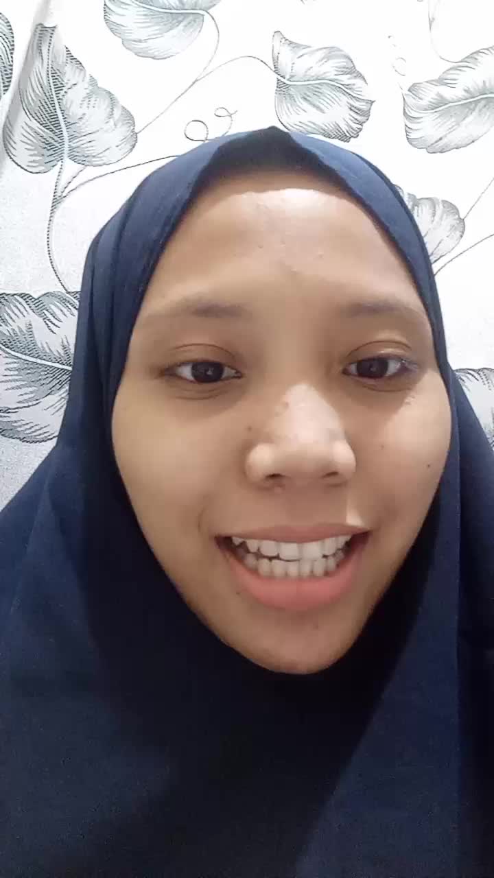 Nama : Nurul Rafika Almi, Usia : 24 Tahun, daerah asal : Cibinong, Kabupaten Bogor,  pekerjaan : Ibu Rumah Tangga #konteskdi2021