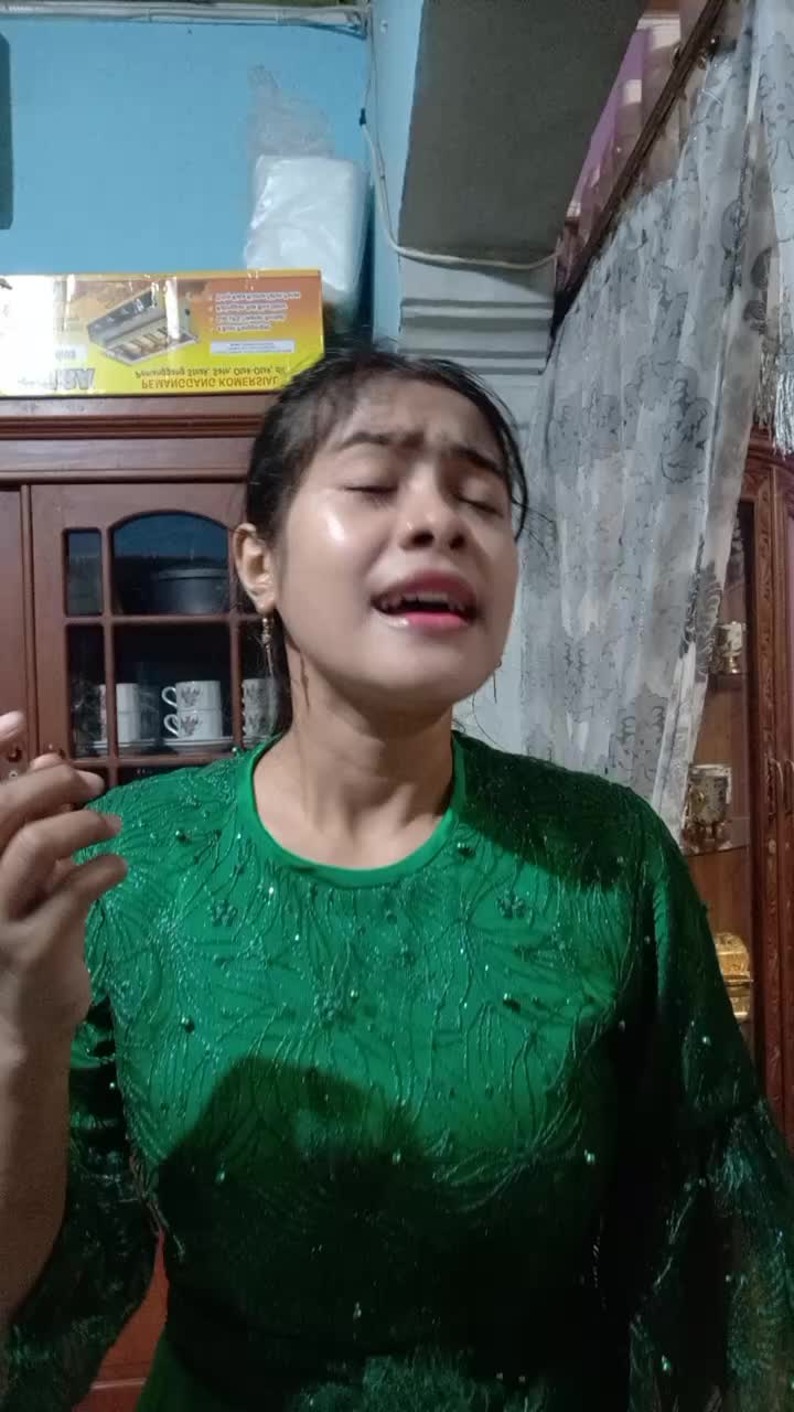 KDI2022 ROSYANA MAKASSAR 23TAHUN HITAMBUKANPUTIH #ONLINEAUDITIONKDI2022