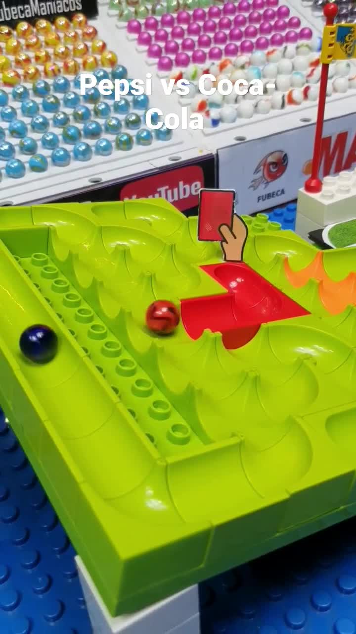 pilih merah apa biru?