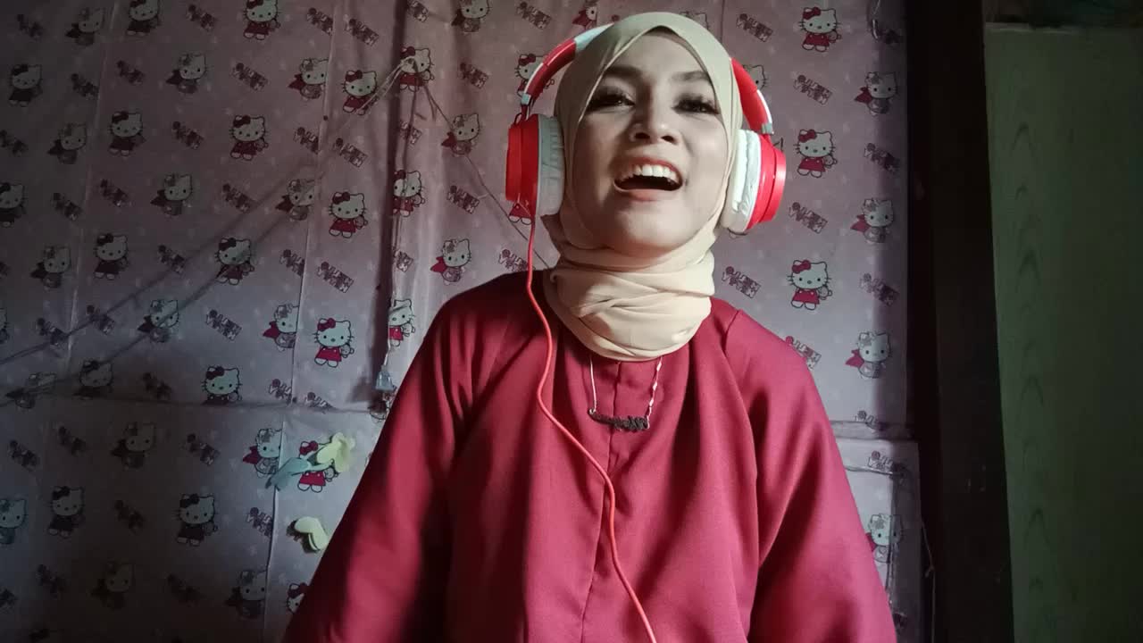 Usriyanti usman,23 thn,Sidrap Sulsel#ONLINEAUDITIONRISINGSTARINDONESIADANGDUT