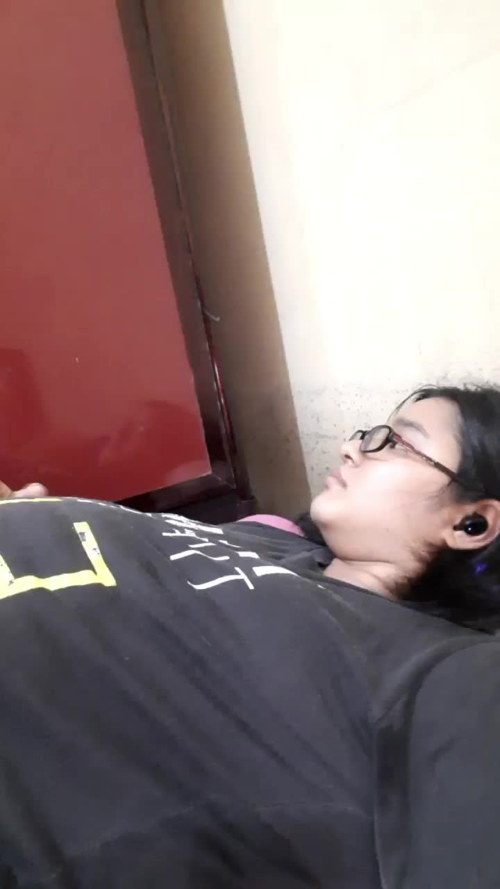 ada ya orang cek kesehatan kandungan sambil denger lagu? 🤣