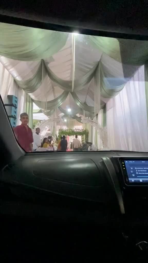 Kirain di daerah doang. 
Jangan bilang di Jakarta ga ada kayak gini. Banyakkkk! 