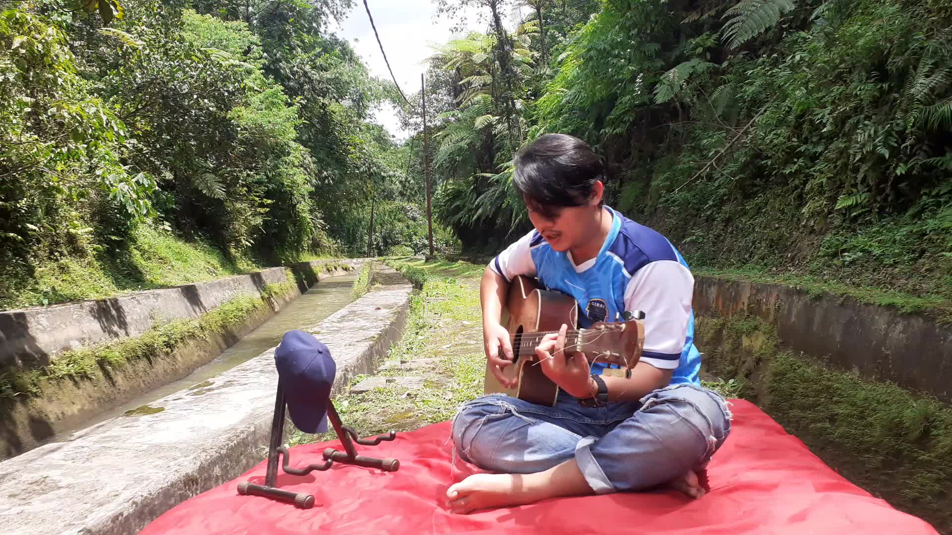 Karya pribadi. Pencipta lagu : Ashe_Penyanyi : Ashe_Judul Lagu : Datang untuk Kembali. Bogor West Java