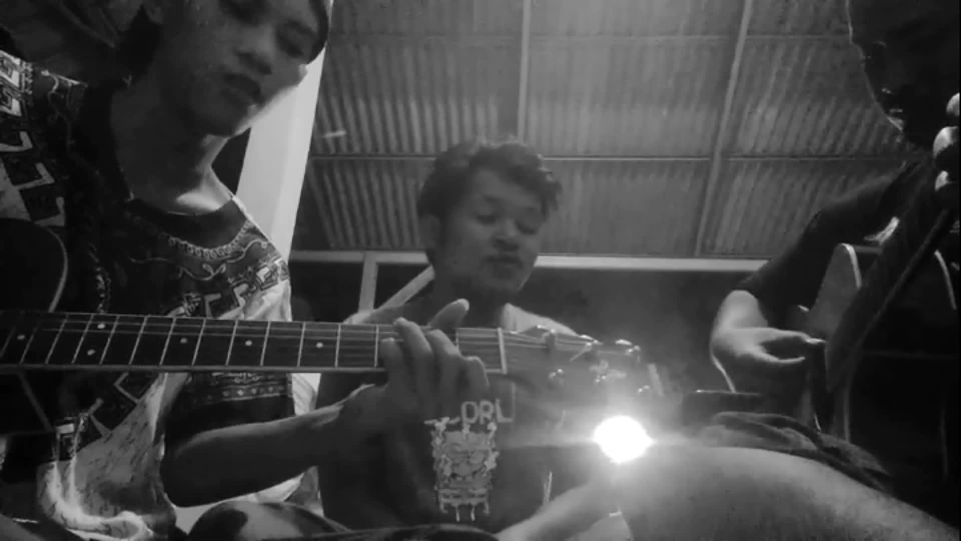 XFI2021 Group ARI MAULANA 24THN DEPOK MENEPI/RINDUDALAMHATI