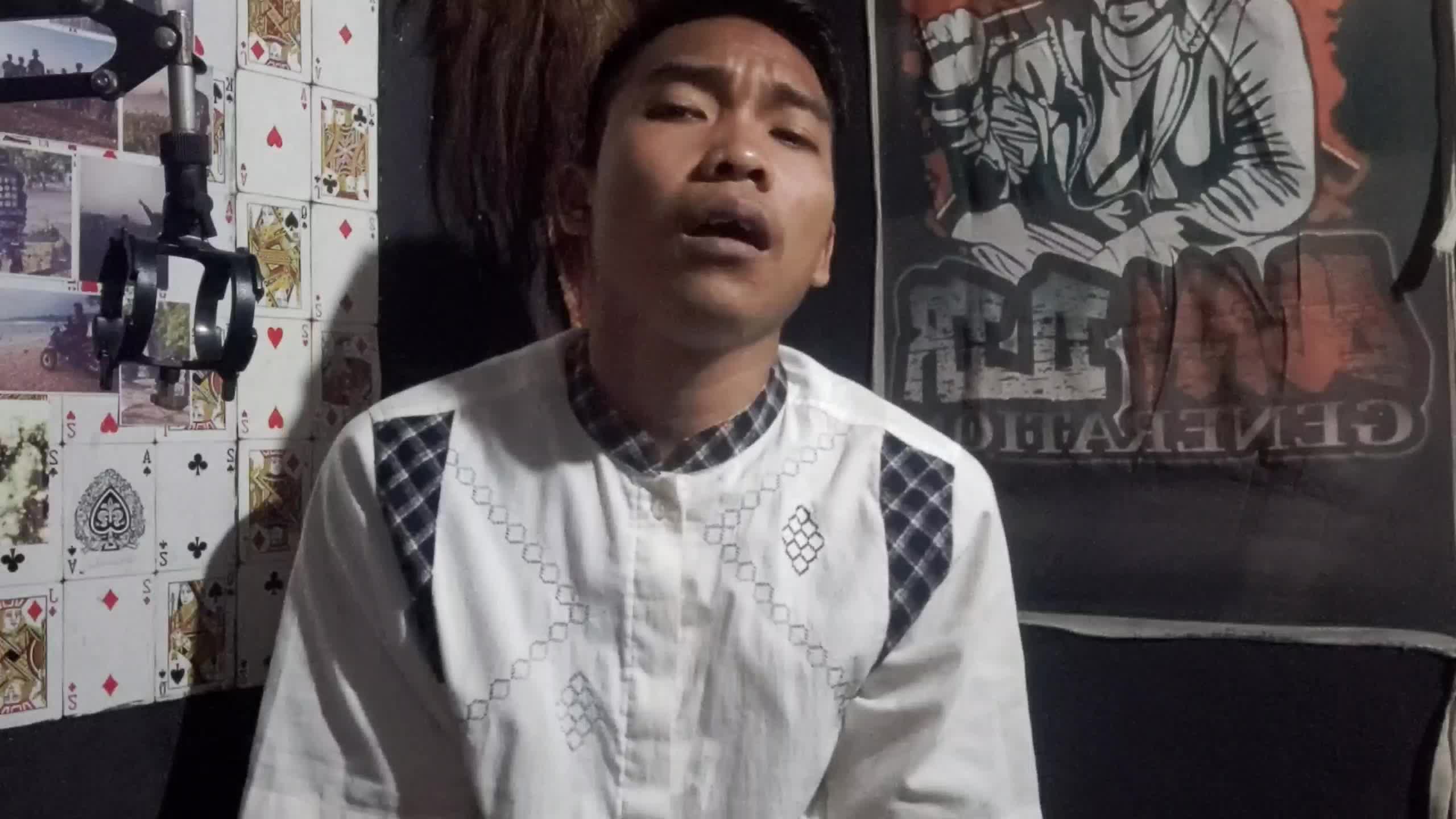 Hasbunallah - Ungu band, bekerja di dinas kebakaran , tak menutup kemungkinan buat saya untuk berdakwah melalui musik☺