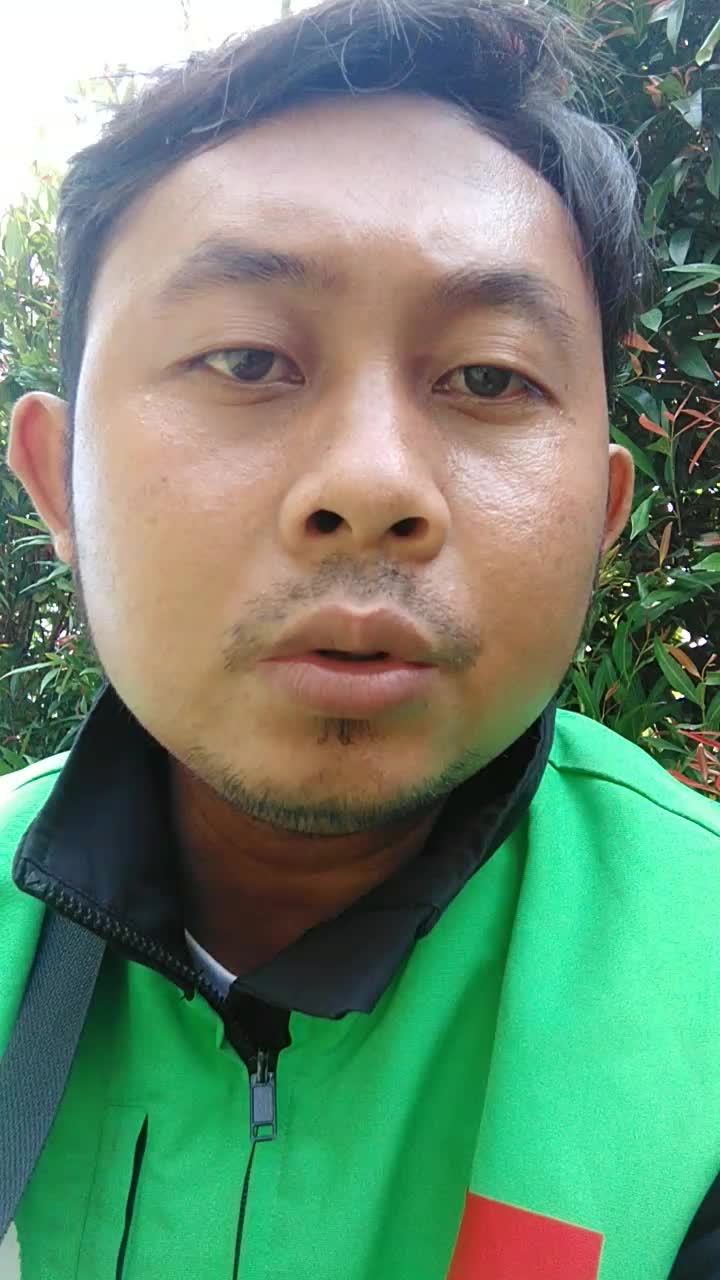 KDI 2021 Nama :Lutfi Hidayat Asal : Bekasi Umur : 30thn judul lagu : menunggu #ONLINEAUDITIONKDI2021