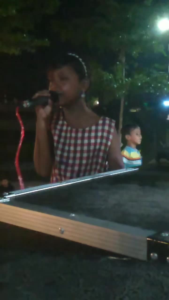 nyanyi lagi YUKKK