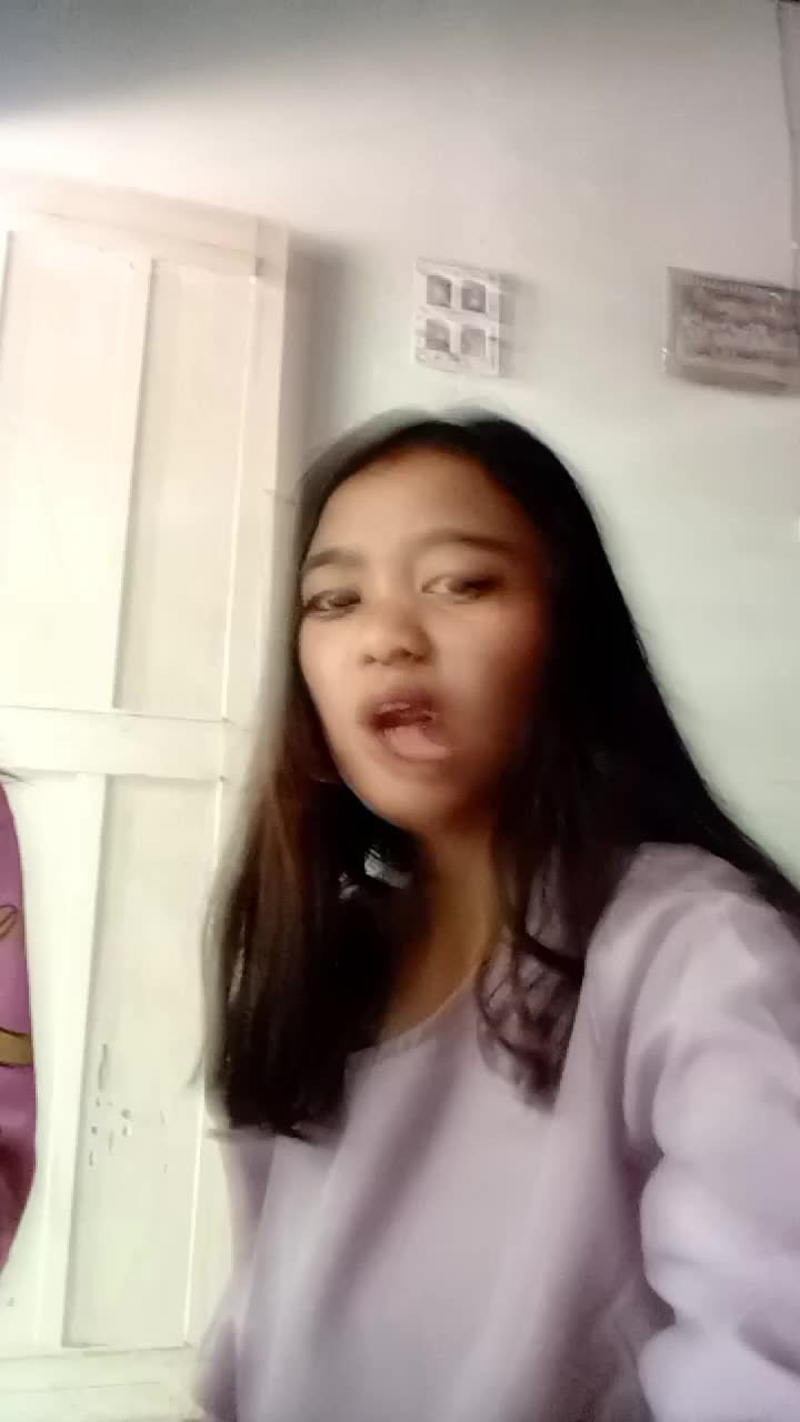 Karlina 12th dan putri 19th Banda Lampung .. 🤣🤣lucu liat video sendiri