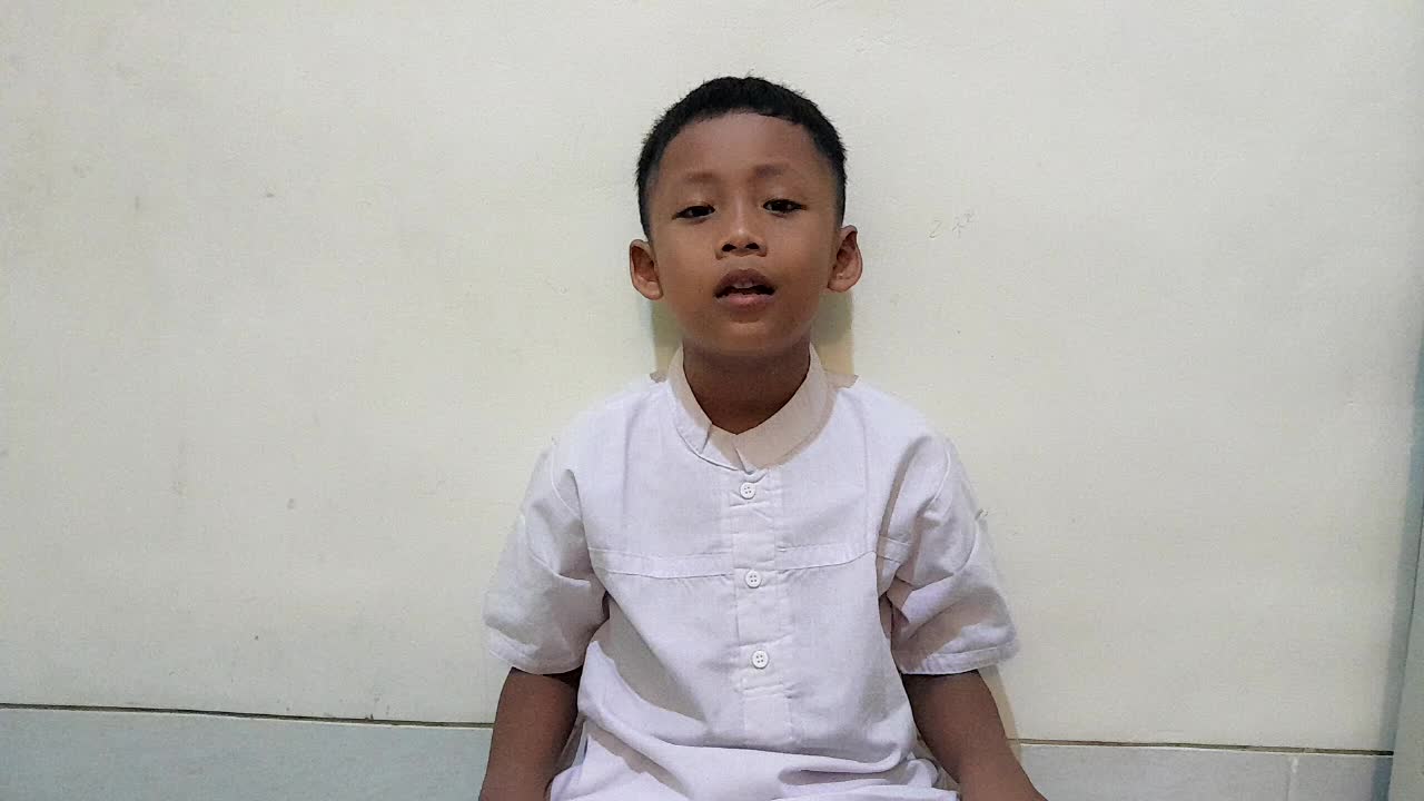 Assalamu'alaikum. Perkenalkan nama saya Muhammad Ahza Ghaisan Nugraha. Umur 6 tahun, asal Denpasar.  Mohon doa dan dukungannya. Terima kasih