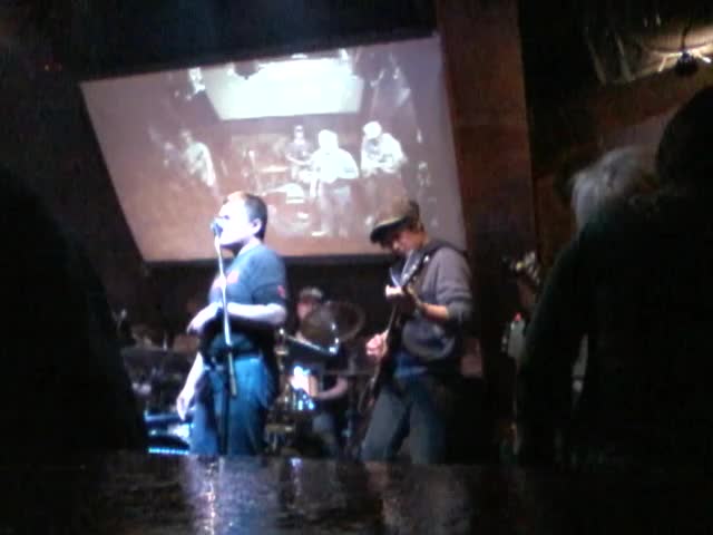 di Tokyo Rock Star Ebisu covering shook me all night long ACDC