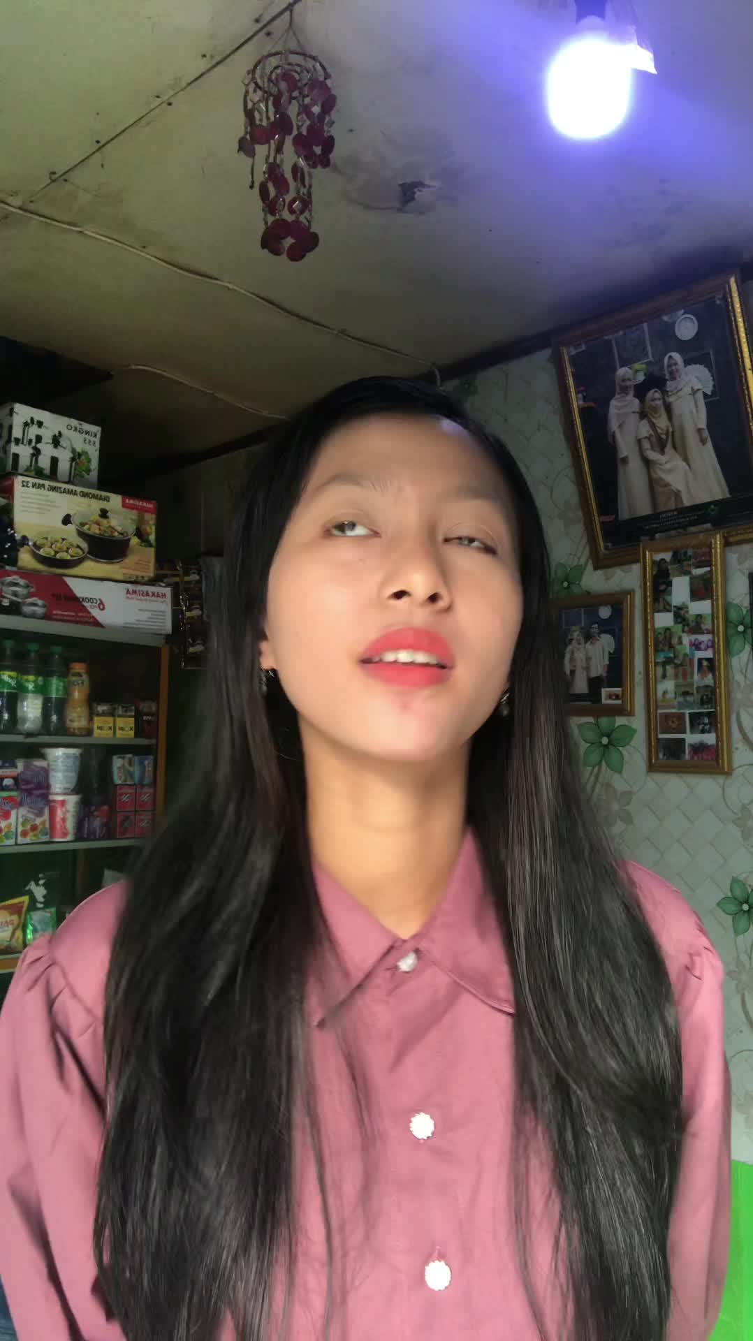 Nama siska yunita umur 19 berasal dari lampung