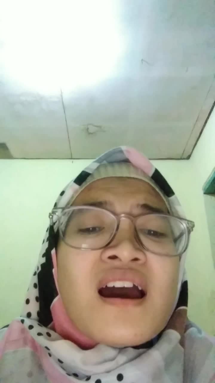 KDI2021 Rahma Chairunnisa asal Jawa Timur umur 20 Tahun  judul Lagu Trauma #online Audition KDI2021. 
