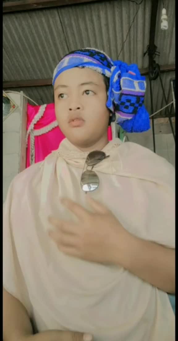 Ketika kedatangan tante super ngeselin 😴