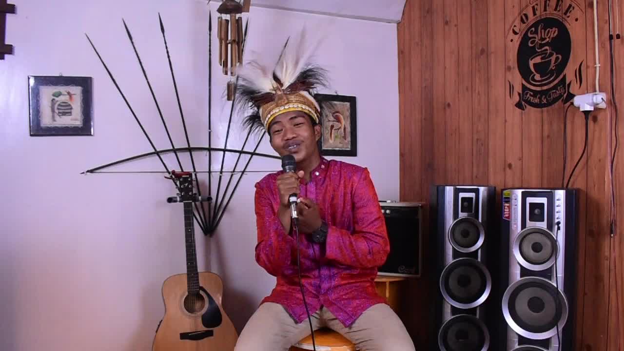 FARHAM ANDIKA-17 Tahun-Asal-MAN KOTA SORONG,PAPUA BARAT-Judul:Assalamu Alayka.Syiar Melalui Syair Untuk Indonesia & Dunia #voiceoframadangtv