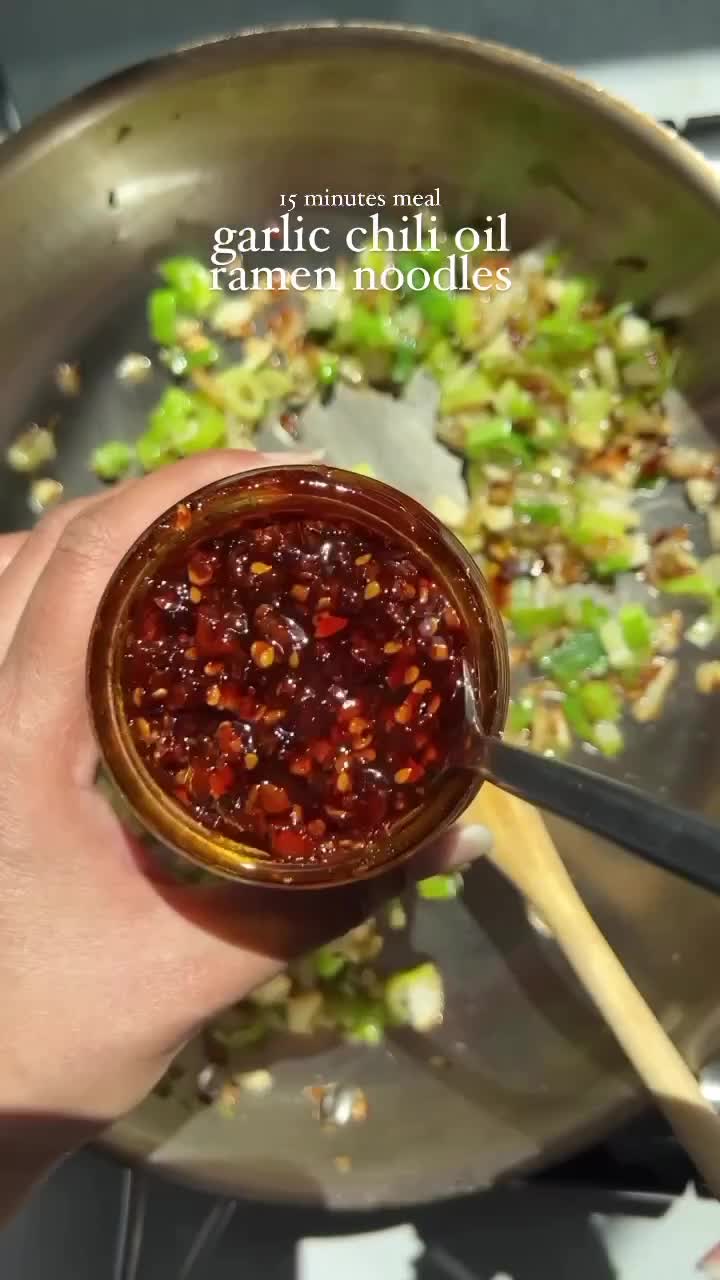 Garlic chili oil ramen recipe