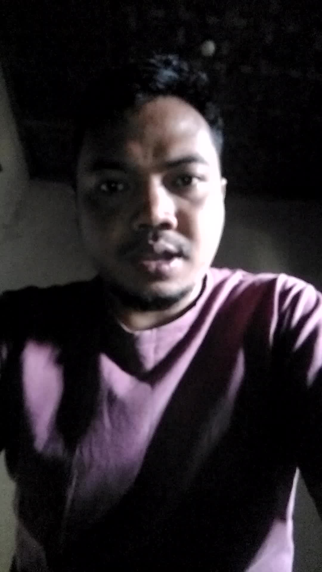 nama jejen herman,29thn,pekerjaan wiraswasta,asal kota sumedang