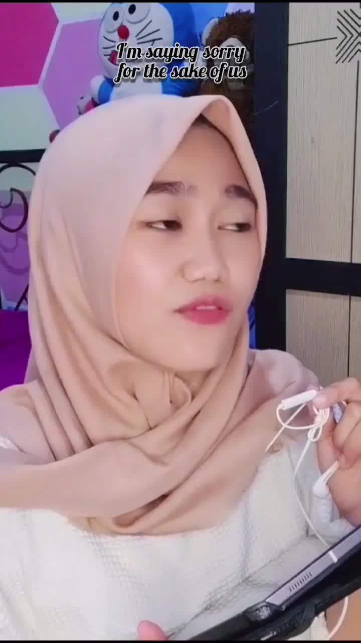 Kali ini nge cover lagu favorite dari ariana grande, judulnya my everything. lets vote me🩷😙