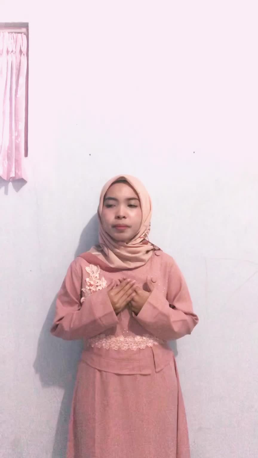 Kulepas Dengan Ikhlas~LESTI _Ainun Rosna Isnaini_ bismillah semoga kali ini lolos audisi aamiin
#OnlineAuditionRisingStarIndonesiaDangdut