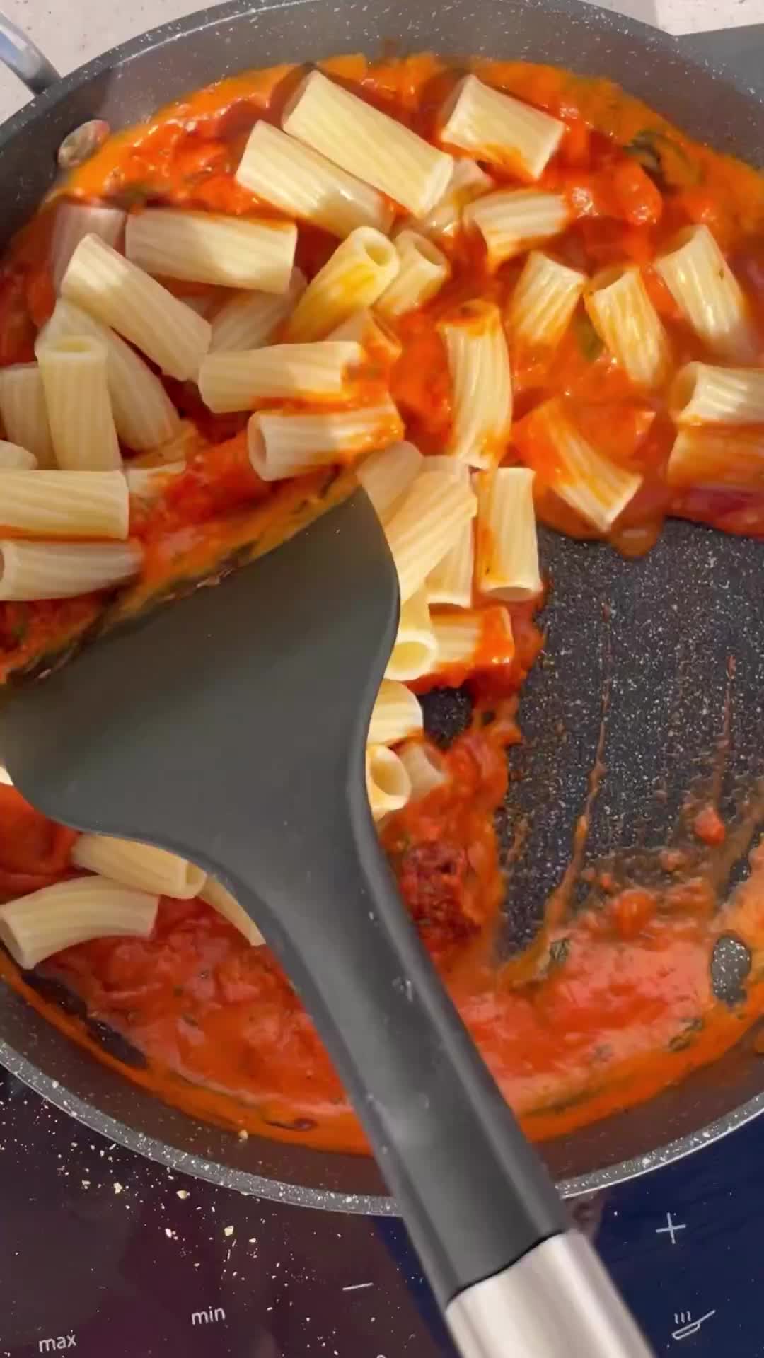 Creamy Tomato Pasta
