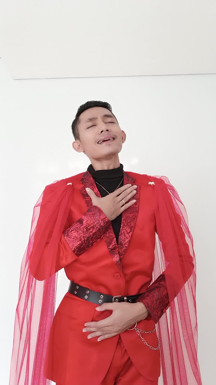 audisi Kdi 2023 nama- Eka mulyana- asal: rangkasbitung- usia: 21 tahun- lagu: perpisahan- hobby: menari dan memasak