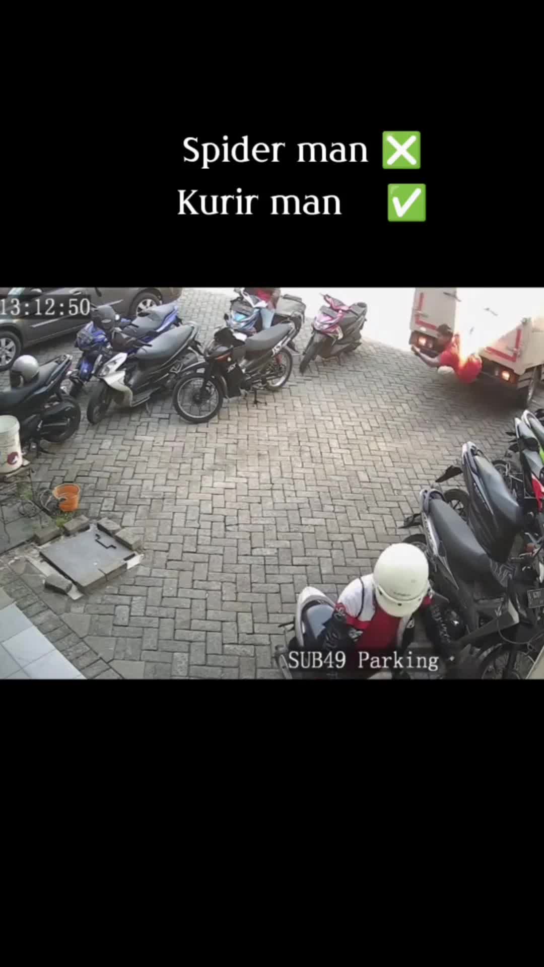 Kurir Gabut