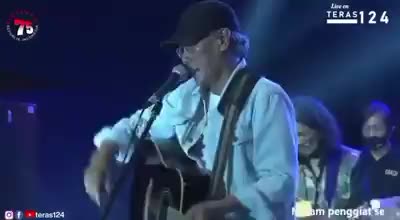 band tavals tersebut Iwan fals