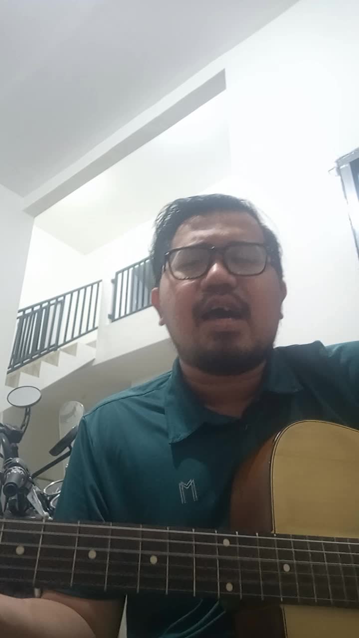 TheSingingBeeIndonesia_Imam Muhardi_Menyanyi_Terimakasih #audisionlinethesingingbeeindonesia