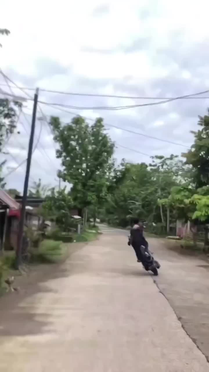 Malaikat Izrail nanya, mau dijemput jam berapa, doi standby