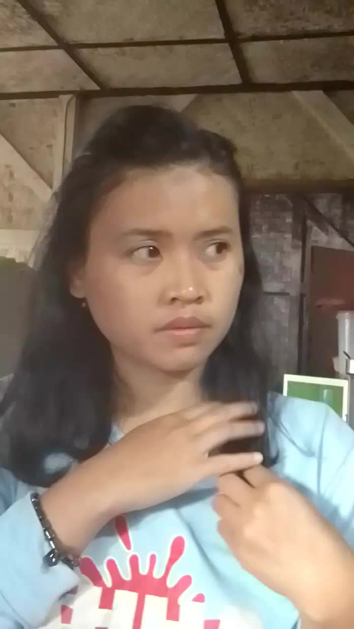 orang sehat gini di bilang sakit 😁