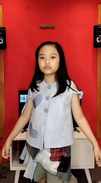 IC2022_Lily_Lumajang